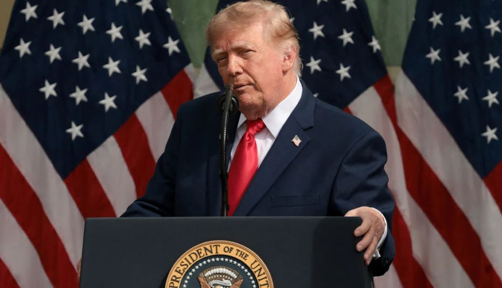 Trump rikthen kërcënimet  Së shpejti do të vendos nëse do ta shkatërroj regjimin në Iran apo jo  