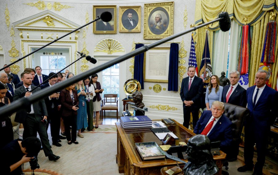 Tre media ndërkombëtare të njohura padisin administratën Trump për ndalimin nga Shtëpia e Bardhë 