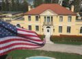 A na duhet ende ambasada?
