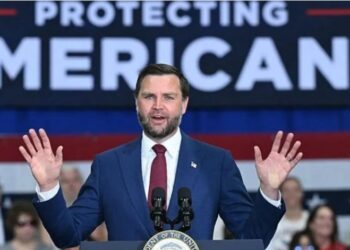 Ashpërsohet gara në Michigan, zv/presidenti Vance përplaset me kandidatin demokrat: Mbaje emrin e gruas sime larg gojës!