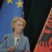 Von der Leyen: Anëtarësimi i Shqipërisë do e bëjë më të fortë BE-në, ecuria fantastike! (VIDEO)