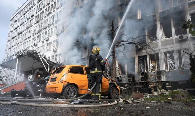 Rusia nis sulme ajrore kundër Kievit gjatë gjithë ditës, regjistrohen dy viktima -