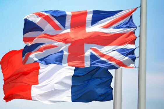 Franca dhe Britania në bisedime për t'i dhënë fund marrëveshjes së emigrantëve -