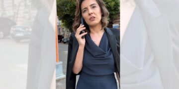 “E ke dëgjuar atë këngën Zegjine, Zegjine…”- Aktivistja i zë pritë deputetes së PS në zyrat e Kuvendit! Çaushi: S’të vjen turp! Sa të paguajnë?