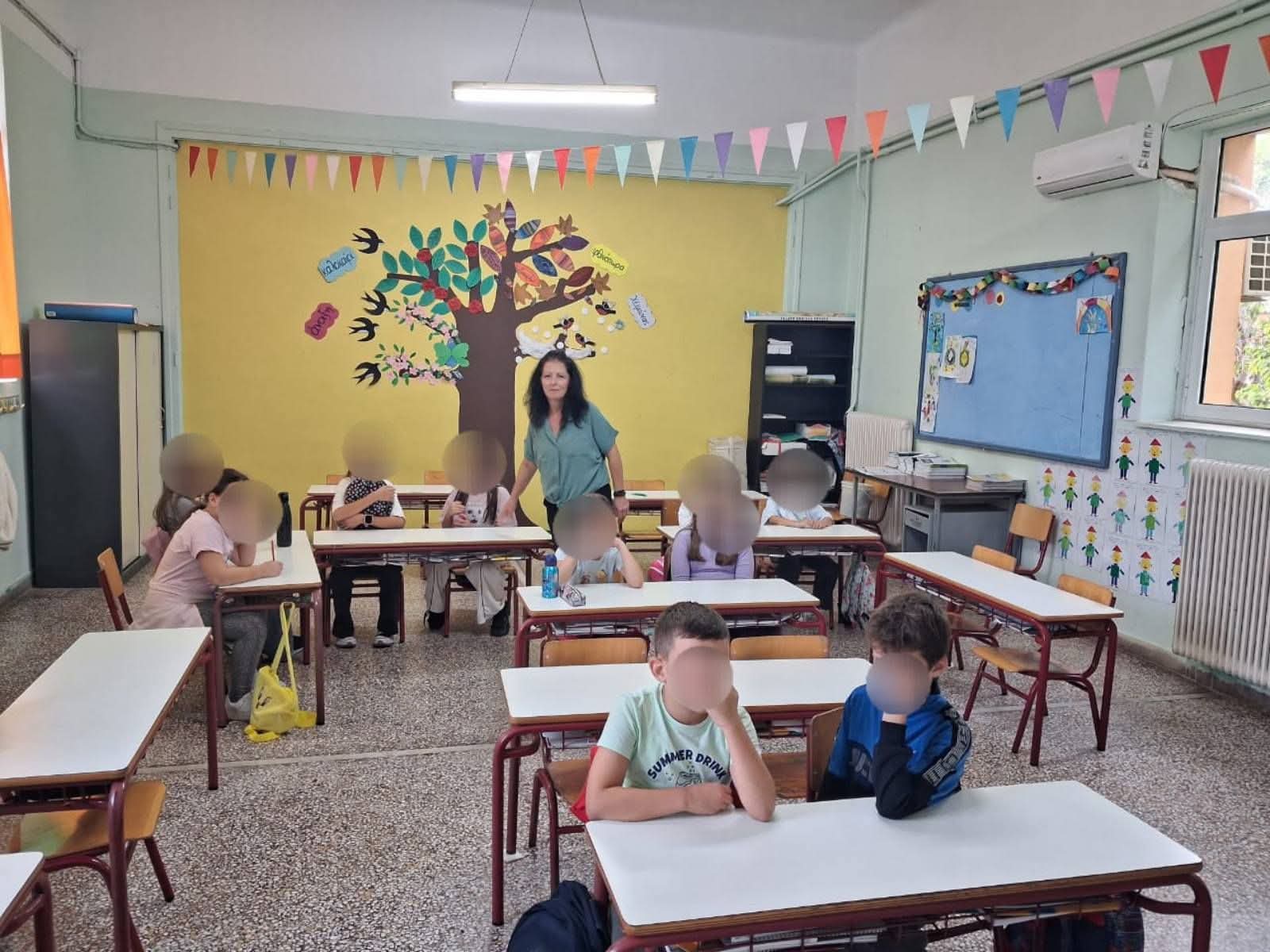 Gjuha shqipe hyn në një shkollë publike  nisma që po bën bujë në Greqi
