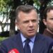 “100 mijë lekë për kokë”! Balla akuzon PD për financimin e protestuesve: Berisha tentoi të digjte selinë e PS