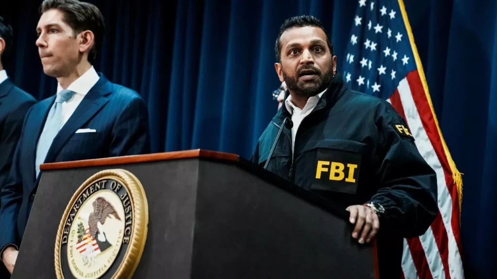 Kreu i FBI së drejt Moskës  demokratët  në alarm   Anulojeni udhëtimin 