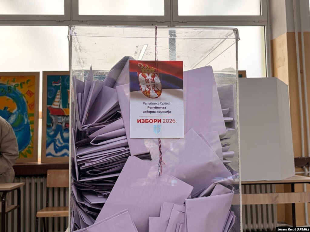 Mbyllen qendrat e votimit në Serbi  pjesëmarrja 67 60 për qind