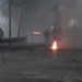 Protestë edhe para Parlamentit, sulmohen me molotovë efektivët e policisë