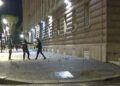 Tensione në bulevard, protestuesit thyejnë xhamat e Kryesisë së Kuvendit