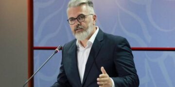 Ministri Gogu: Dhuna në protesta sjell përgjegjësi penale, e drejta për tubim nuk përjashton zbatimin e ligjit