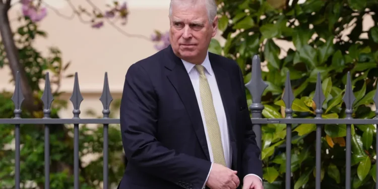 Policia skoceze heton qëndrimet e ish-princit Andrew në Balmoral me Epstein dhe Maxwell