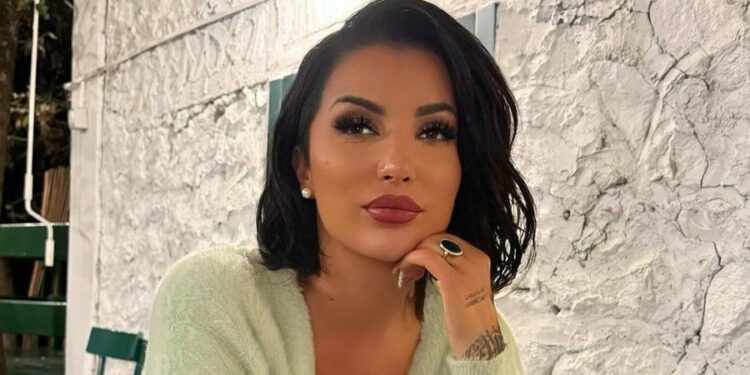 Roza Lati zbulon pse refuzoi “Ferma VIP” me të ëmën, vendimi lidhej me Arbana Osmanin