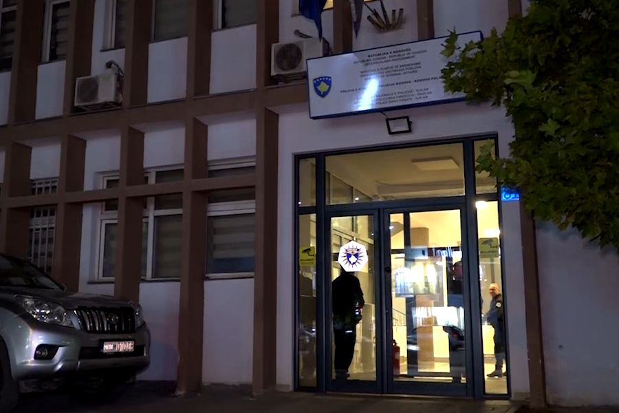 Vrau gruan dhe vëllanë e saj  detaje nga ngjarja e rëndë në Gjilan  30 vjeçarja me 8 plumba në trup
