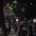VIDEO/ Tensionet zhvendosen në rrugët e Tiranës, policia u vihet pas protestuesve