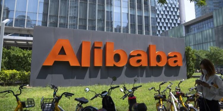 Lufta teknologjike mes Amerikës dhe Kinës merr një kthesë në gjykatë; Alibaba i jep goditjen Pentagonit