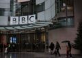 Gjykata vendos afat ndaj Trump: Të dëshmojë në padinë e tij kundër BBC-së deri më 11 dhjetor