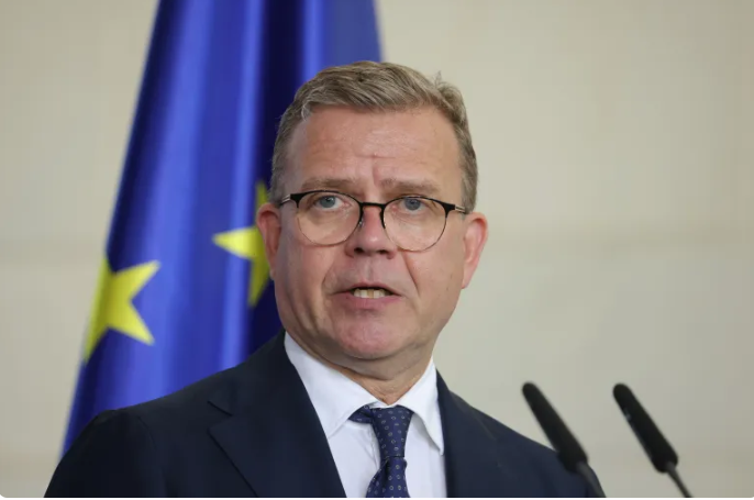 Finlanda planifikon blerjen e 1 milion minave kundër personit  100 milionë euro për mbrojtjen e kufirit me Rusinë