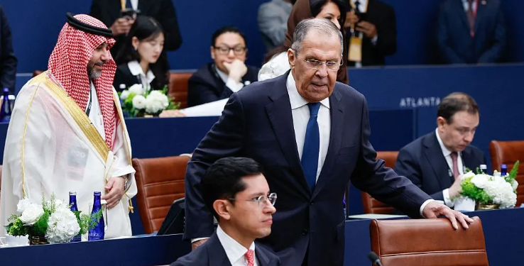 Anulohet fotoja zyrtare e G20, diplomatët evropianë refuzojnë të fotografohen me ministrin e Jashtëm rus