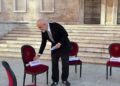 “Nuk mirëpres vetëm ata që bëjnë dhunë”, Rama vendos karrige për dialog para Kryeministrisë (VIDEO)