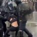 VIDEO: “Merrni shembull nga Parisi!”/ Një ‘mesazh’ për policinë dhe ‘dhunën’ në protestat e Tiranës