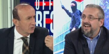 “Më dhemb shpirti për ish-partinë time”, Sula debat me Telitin: Berisha nuk doli në protestë…