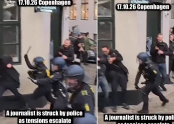 VIDEO / “Çmendet” policia daneze, bashkë me protestuesit godet edhe gazetarët