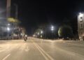 Protesta/ Sheshi para Kryeministrisë bosh, bulevardi thuajse i zbrazët që prej mesditës