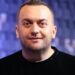 Videot intime me kompozitorin Adrian Hila, reagon gazetari: Dy prej vajzave kanë tentuar të v*asin veten, të gjejnë forcë dhe ta denoncojnë