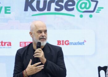 “Mbi 200 artikuj pjesë e nismës, synojmë deri…”- Rama prezanton “Pasqyrën e Çmimeve” dhe “Kurse”: Nuk do ndryshojnë deri më 12 janar të vitit të ardhshëm!