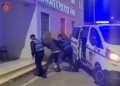 Zbardhen 3 vjedhje në biznese e lokale në Vlorë, arrestohen 3 persona, një tjetër shpallet në kërkim
