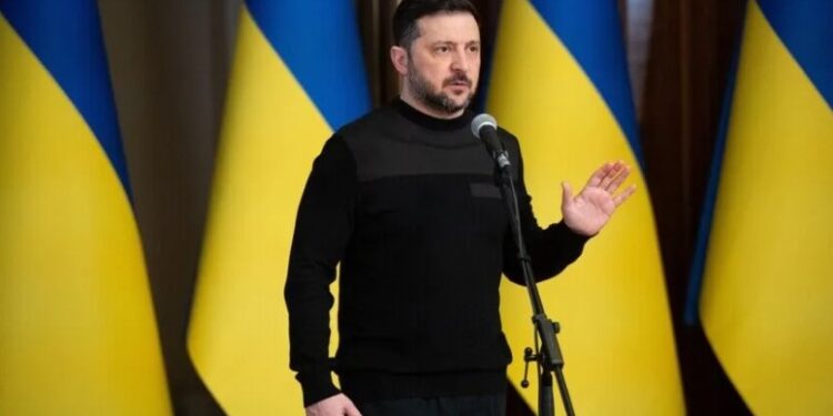 Bisedimet për paqen, Zelenskyy njofton vizitën e ekipit negociator në SHBA -