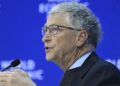 Bill Gates paralajmëron për 20 vjet trazira nga inteligjenca artificiale: Do të ketë fitues dhe humbës, shoqëria s’është gati