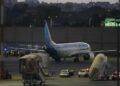 Arabia Saudite rihap pjesërisht aeroportin e Riadit pas sulmit me viktima, teksa Huthit kërcënojnë me goditje të reja