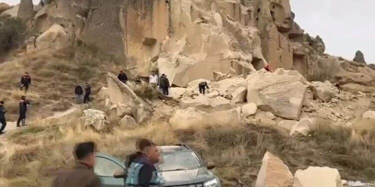 Tragjedi në festën kombëtare të Turqisë, shembet masivi shkëmbor në Kapadokia! Viktima dhe të plagosur (VIDEO)