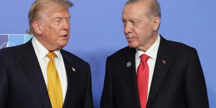 Turqia kërkon zgjidhje diplomatike, çfarë ishte në fokus të një telefonate midis Trump dhe Erdogan