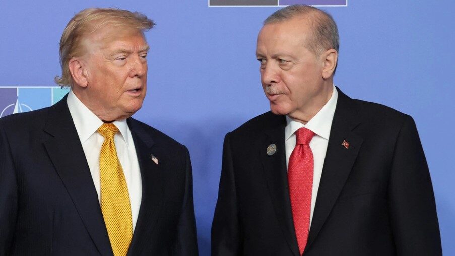 Turqia kërkon zgjidhje diplomatike  çfarë ishte në fokus të një telefonate midis Trump dhe Erdogan