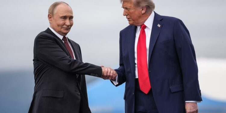 Trump: Rusia do të furnizojë tregjet amerikane dhe globale me sasi të mëdha nafte, çmimet do të bien me ritme rekord -