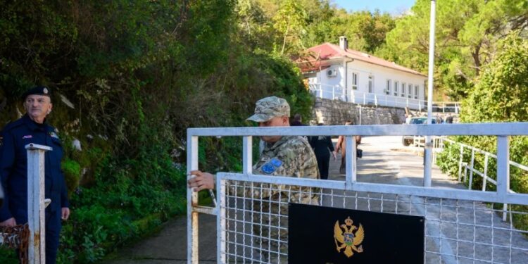 Kroacia i kërkon Malit të Zi mbi 2.4 miliardë euro pasuri ushtarake të trashëguar nga ish-Jugosllavia -