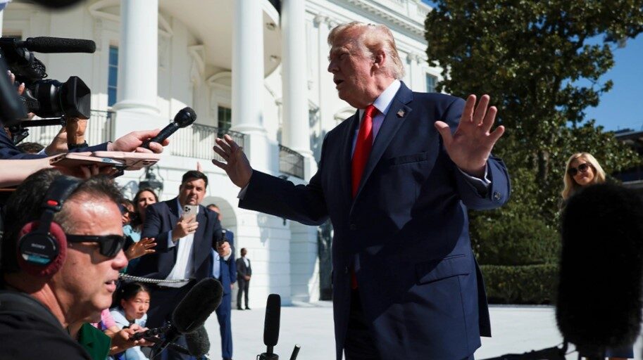 Fitore gjyqësore për CNN  MS NOW dhe Politico pas përplasjes me Trump  ruajnë aksesin në Shtëpinë e Bardhë