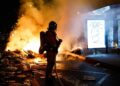 “Vandalët paguajnë”, Macron prezanton projektligjin që i detyron protestuesit të paguajnë dëmet që kanë shkaktuar gjatë protestave