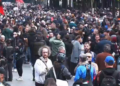 Avokati: PD nuk nxori dot njerëz në protestë, partitë e vogla i kanë marrë terrenin në bulevard!