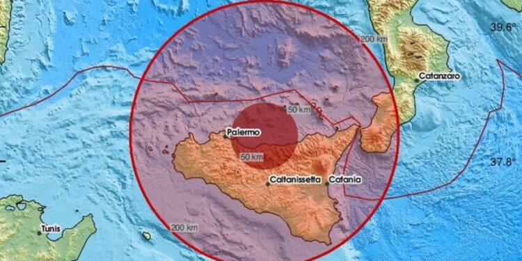 Seri tërmetesh godasin brigjet e Siçilisë, lëshohet alarm për cunami