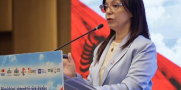 Spahiu në Ditën e të Moshuarve: Do të dyfishojmë efiçencën e shërbimeve dhe kujdesit në banesë