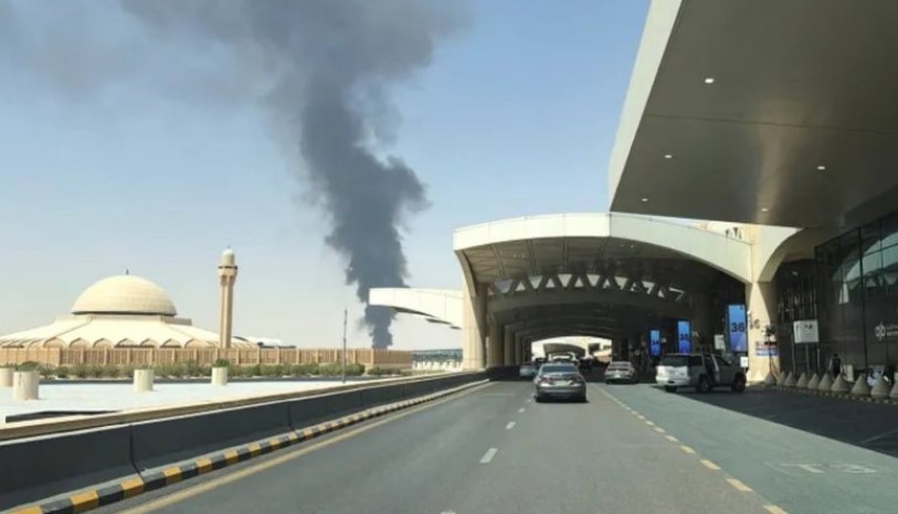 Sulmi i përgjakshëm në aeroportin e Riadit  12 të vrarë dhe mbi 300 të plagosur nga bombardimet e rebelëve Huthi në Arabinë Saudite 