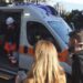 Një protestues ndihet keq para Ministrisë së Arsimit, transportohet me ambulancë drejt spitalit!