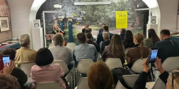Diplomacia e padukshme për Kosovën, ambasadori Mazi prezanton në Grac librin që dokumenton vitet 1991–1999