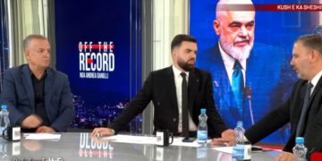 Frikë për përplasje në protestën e 8 tetorit te Kuvendi? Eksperti paralajmëron Berishën: Mos u fut në mes të turmës për të provokuar! Ekziston mundësia për…
