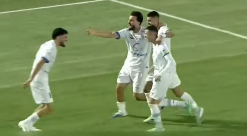 Asani sërish  shahu  i Iranit  lojtari kuqezi shënon gol dhe bëhet protagonist në kampionat 