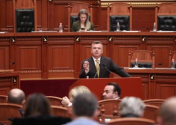 Kuvendi/ Balla i përgjigjet Berishës dhe Opozitës: Sa herë që Kosova ka nevojë për Shqipërinë, Saliu thërret sulm ndaj institucioneve demokratike!